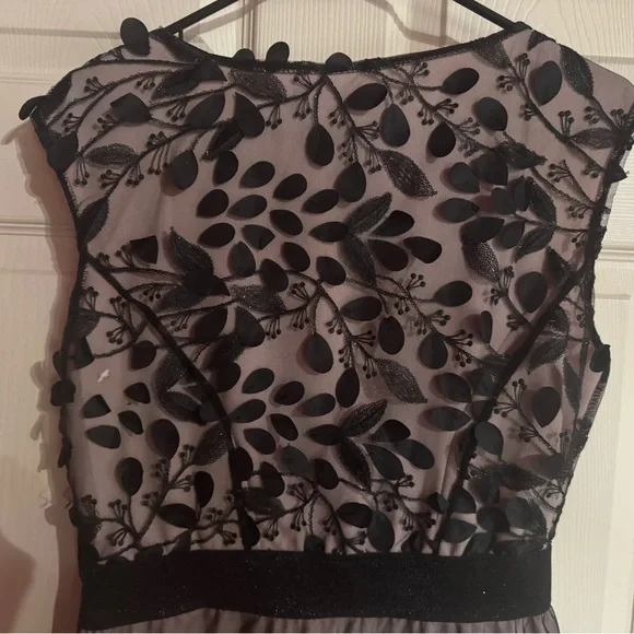 Carla Conti party dress size med pale pink 3D black flowers elastic waist - Picture 5 of 5